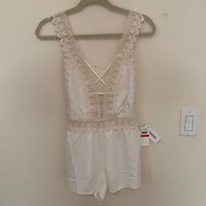 Flora Nikrooz Blythe Romper XS